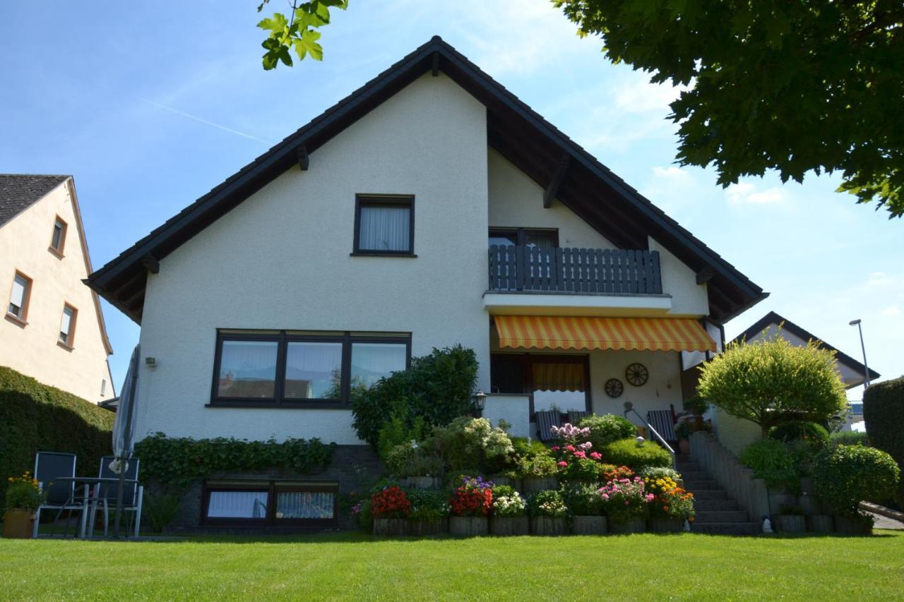 Ferienwohnung Heinen Andernach Exterior photo
